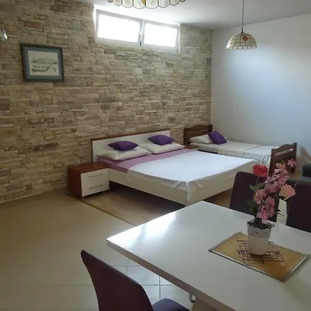 Apartment Matea *